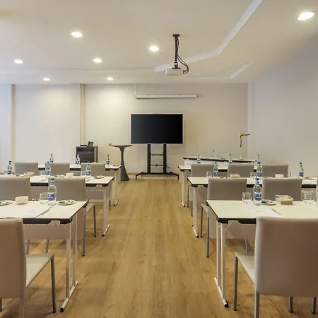 Hotel Barcelo Bay - Adults Only