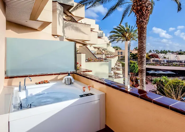 Otel Barcelo Bay - Adults Only