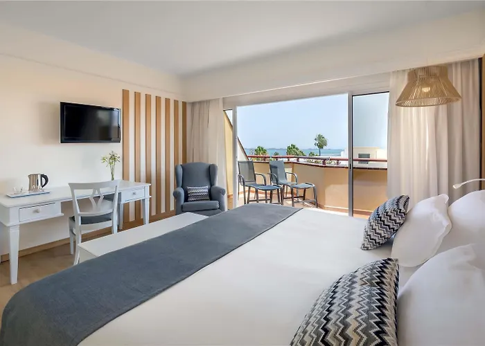 Otel Barcelo Bay - Adults Only 4*