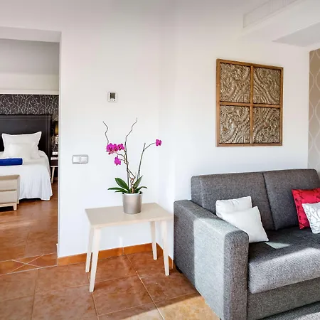 Hotel Barcelo Bay - Adults Only