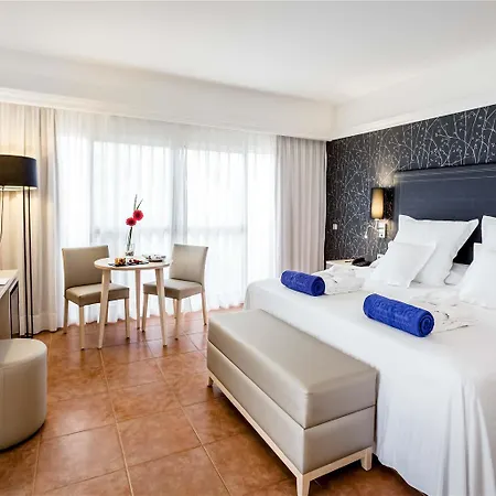 מלון Barcelo Bay - Adults Only 4*
