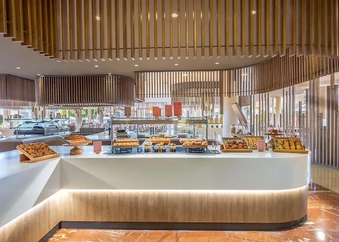 Barcelo Bay - Adults Only