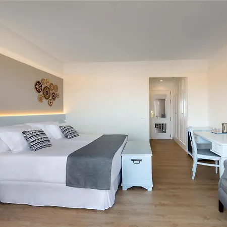 Barceló Bay - только для взрослых