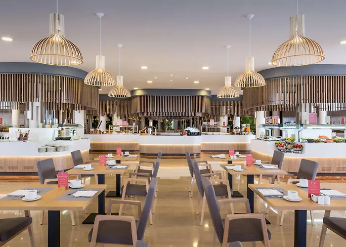 酒店 科拉莱霍湾巴瑟罗度假酒店-仅限成人