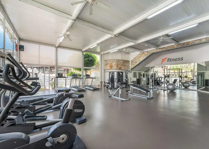 酒店 科拉莱霍湾巴瑟罗度假酒店-仅限成人